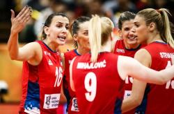 兰博电竞-包含穆古鲁扎在塞尔维亚队比赛中连败，问鼎冠军引发热议！的词条